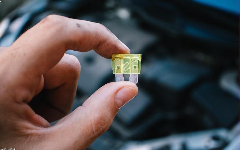 电动车配件小程序商城模板